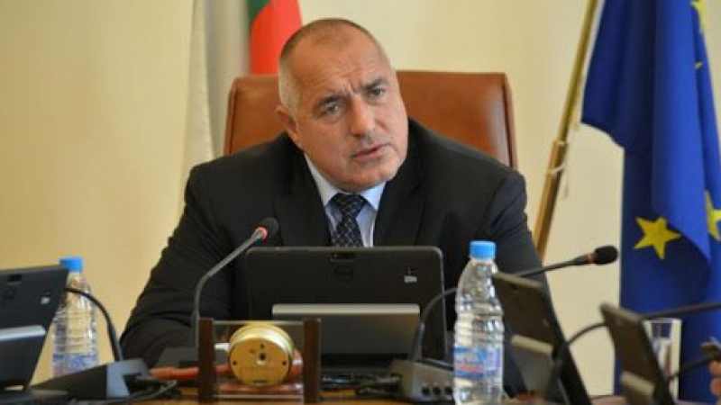 Борисов с позиция за искането на бизнеса за оставката на Теменужка Петкова