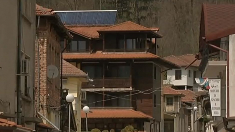 Столичани атакуваха Априлци за празниците, полиция проверява къщите за гости 