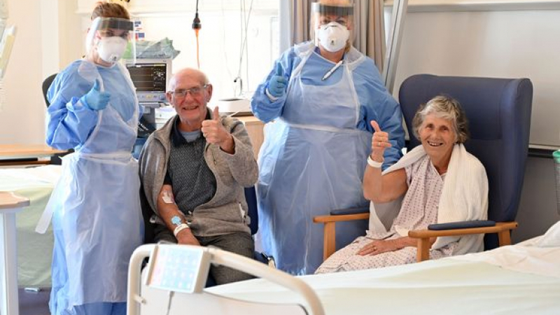 Старци, женени от 56 години, влязоха в болница заради К-19, а след броени дни... СНИМКИ 