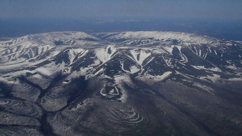 Мистериозният кратер в Сибир, наречен „планината на съкровищата“
