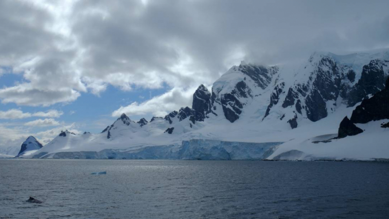 Сензационно ВИДЕО запечата НЛО в Антарктида