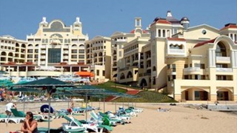 Казаха по дати кога ще отворят любими на българите курорти в чужбина