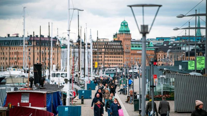 Главният шведски вирусолог сега съжалява, че не са въвели карантина 
