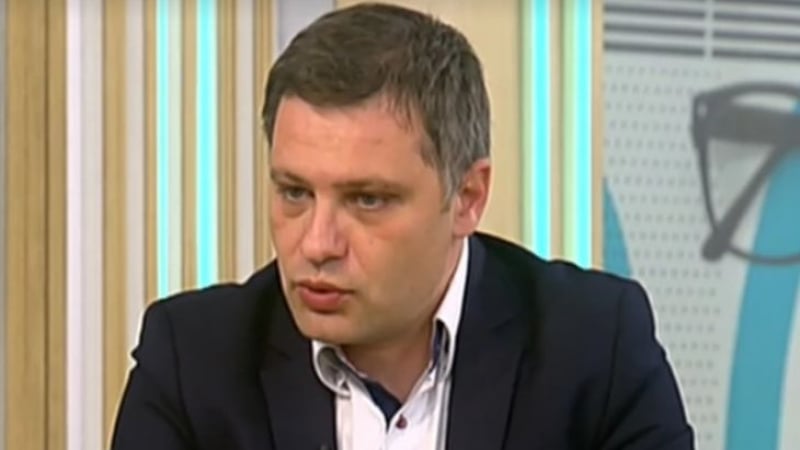 Депутатът от ВМРО: Да бъдем отговорни, вирусът още е тук