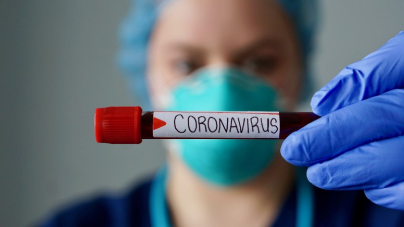 Пенсионерка успя да зарази с коронавирус 35 души 