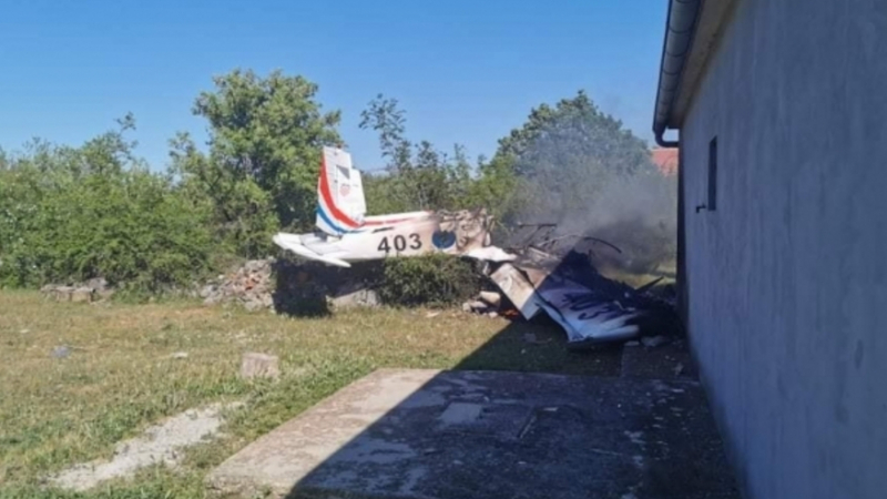 Министър подаде оставка след катастрофата на самолет