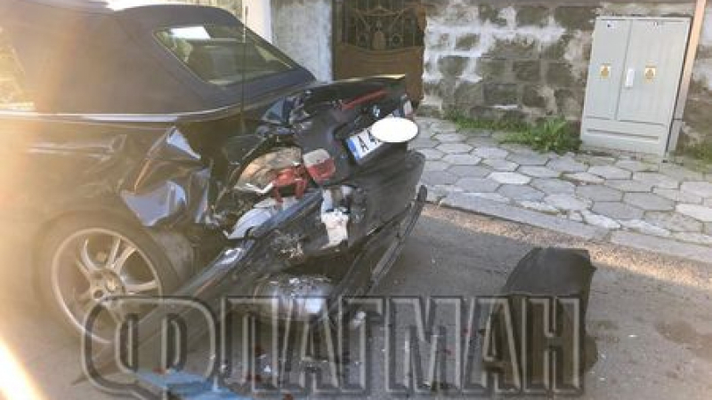 Черна G класа намачка шест коли в Бургас, собственикът е син на... ВИДЕО