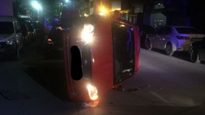 41-годишна преобърна колата си и шашардиса полицаите СНИМКИ