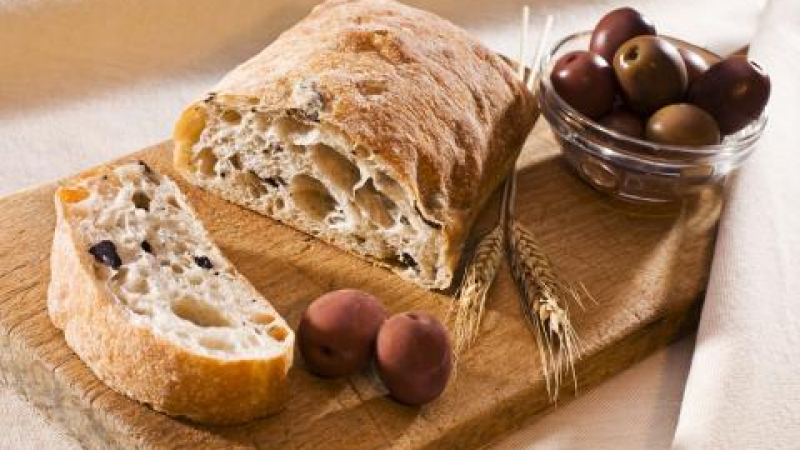 Домашен хляб с маслини - несравнима вкусотия