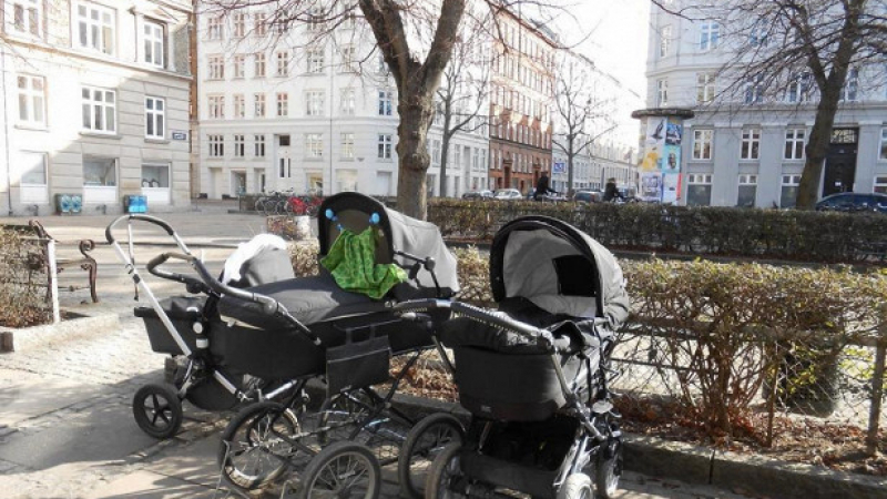 Защо в Дания е нормално да се оставя бебето в количка на улицата?