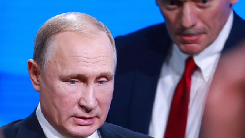 Песков спешно съобщи дали е заразил Путин с COVID-19