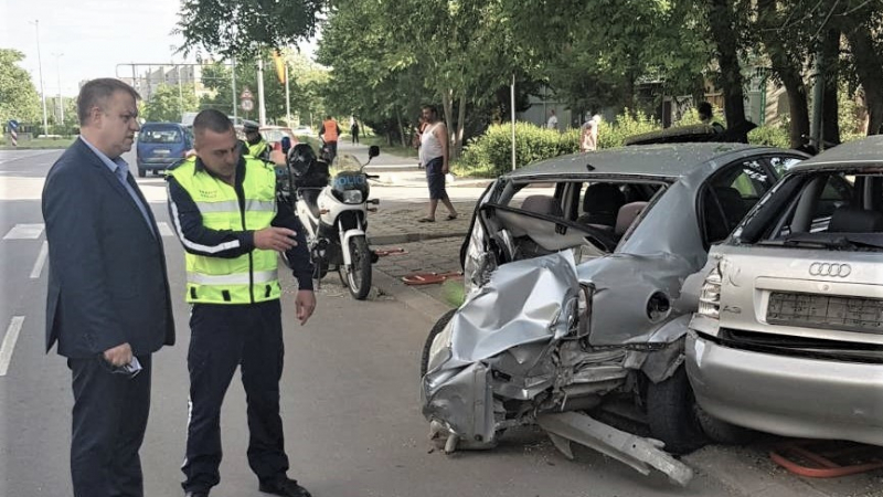 Обвинения: Тежко му на пияния келеш, помлял 5 коли в Пловдив