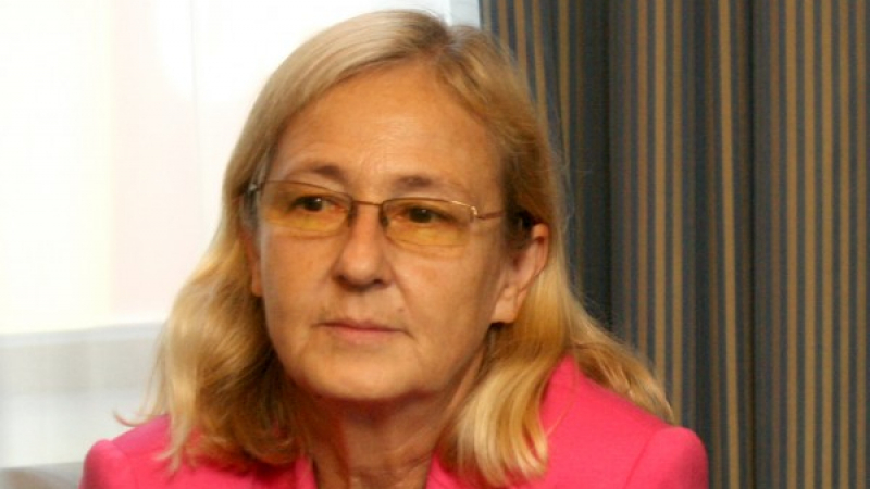 Епидемиологът проф. Кожухарова с мрачна прогноза за края на пандемията 