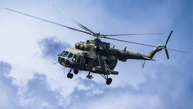 Военен хеликоптер се разби близо до Москва, има загинали ВИДЕО