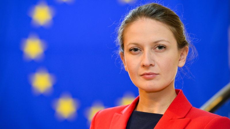 Цветелина Пенкова с предложение до ЕК за конкретни общоевропейски мерки за защита на потребителите при отварянето на заведенията и ресторантите