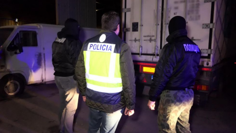 Спецакция край София, арестуваните са около 20!