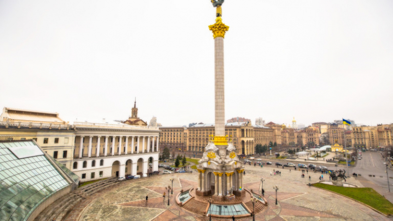 Въпреки големия брой заразени с К-19, Украйна отвори метрото