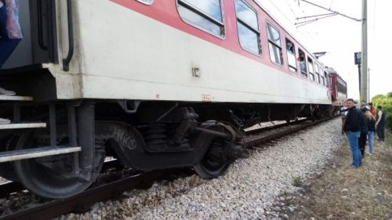 СНИМКИ от тежкия инцидент с влака Варна - София