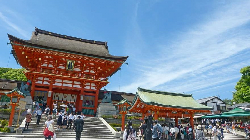 Япония ще плаща по 185 долара на турист