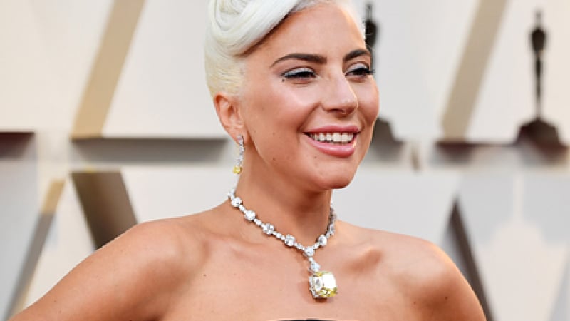 Лейди Гага разкри срамна история, свързана с бижу за 28 млн. долара
