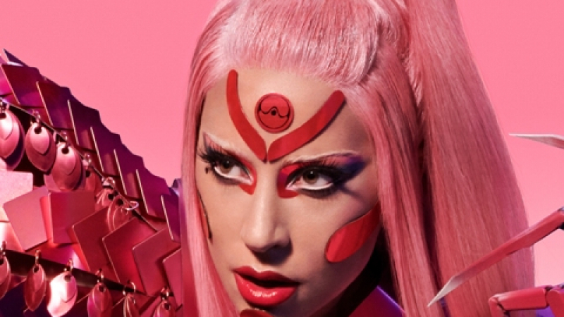Лейди Гага се върна на трона с нещо провокативно и неочаквано СНИМКИ