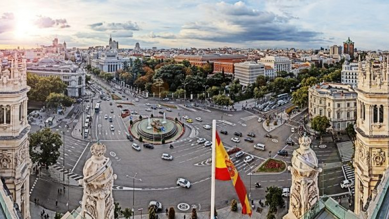 Стана ясно кога Испания отваря границите си за туристи