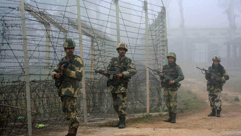 Напрежение: Десетки загинали войници на границата между Китай и Индия