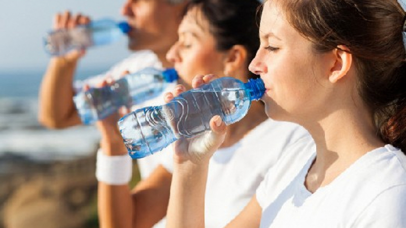 Какво ще се случи с тялото ни, ако въобще не пием вода