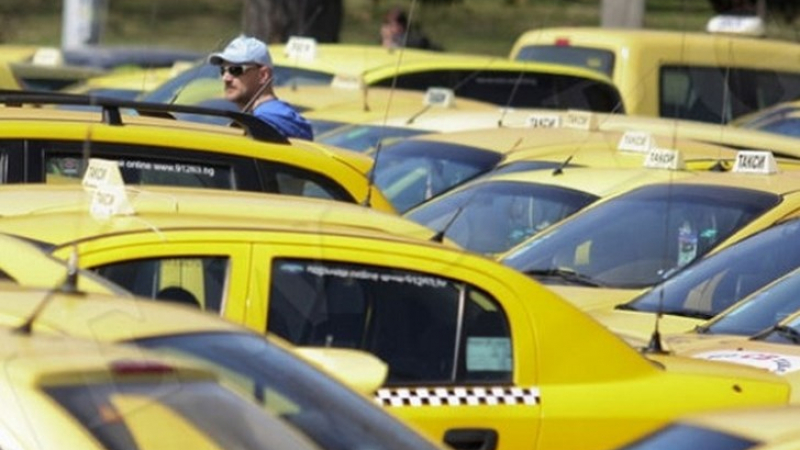 Русе пропищя заради безчинствата на фиркан циганин таксиджия