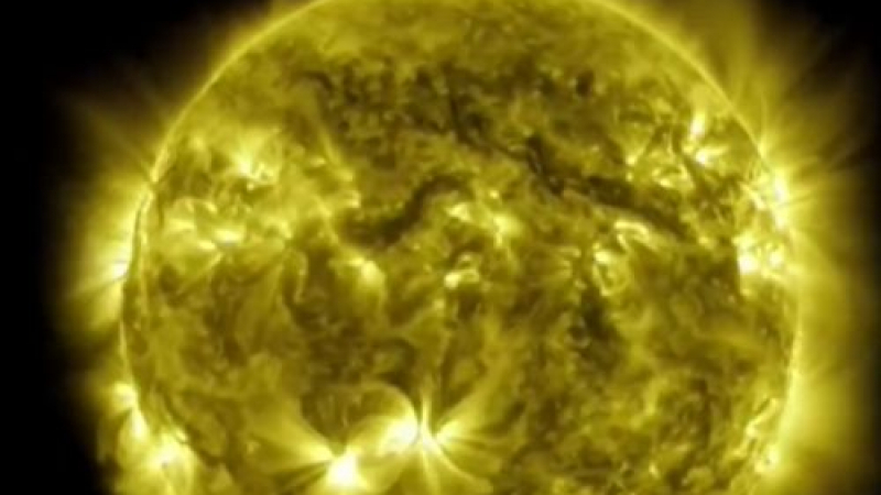 НАСА показа удивително ВИДЕО на Слънцето  