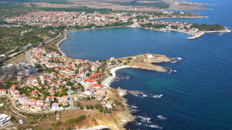 Кметът на Царево: Атака срещу българските курорти със замърсената вода