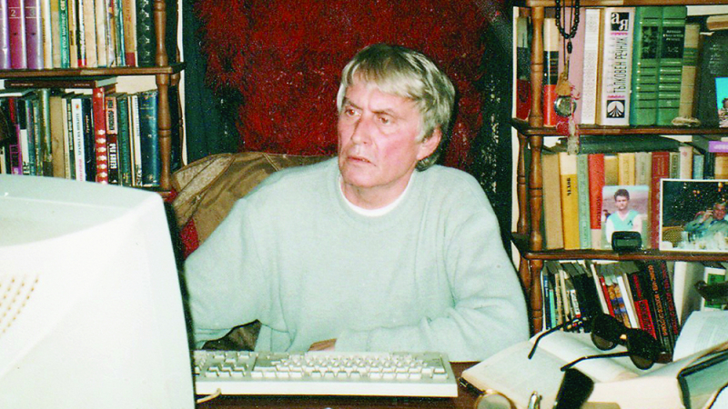 Писателят Владо Даверов: Живях диво, неразумно, не можах да осъществя  светлите си мечти докрай