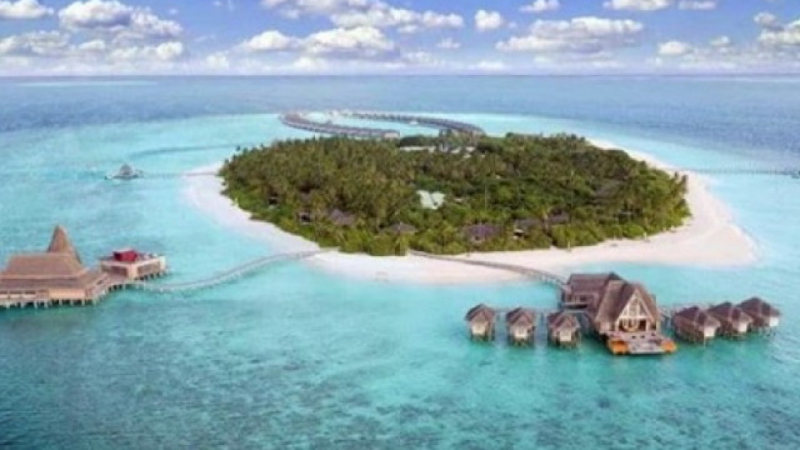 Само 700 долара за частен остров в рая 