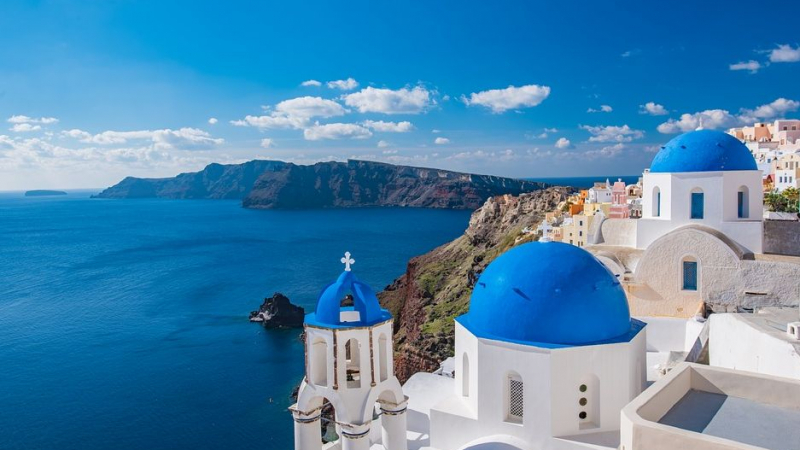 В Гърция ще глобяват с 300 евро и ще прогонват всеки турист, тръгнал да...