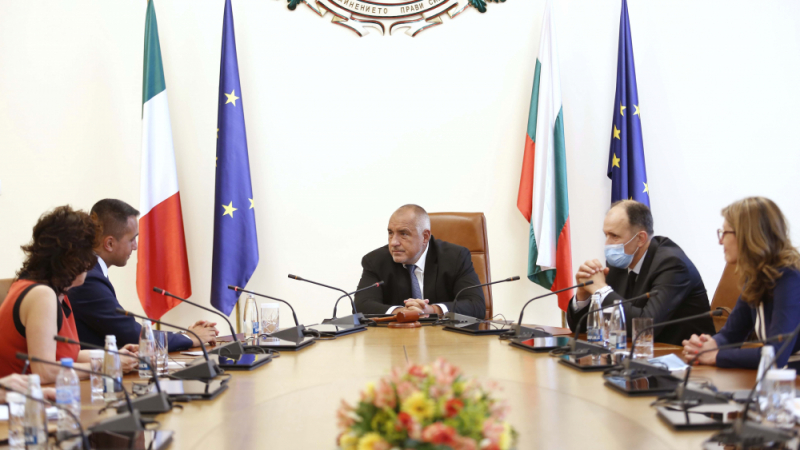 Италианският външен министър към Борисов: Справихте се перфектно с кризата СНИМКИ