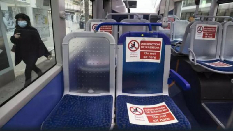 Le Parisien: Изискването да се слагат маски във френските автобуси се превърна в трагедия