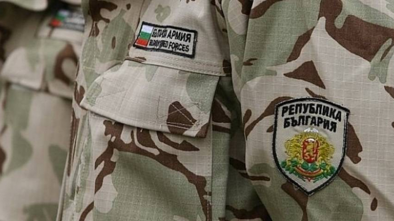Двама български военни от Афганистан с К-19, единият е много зле 