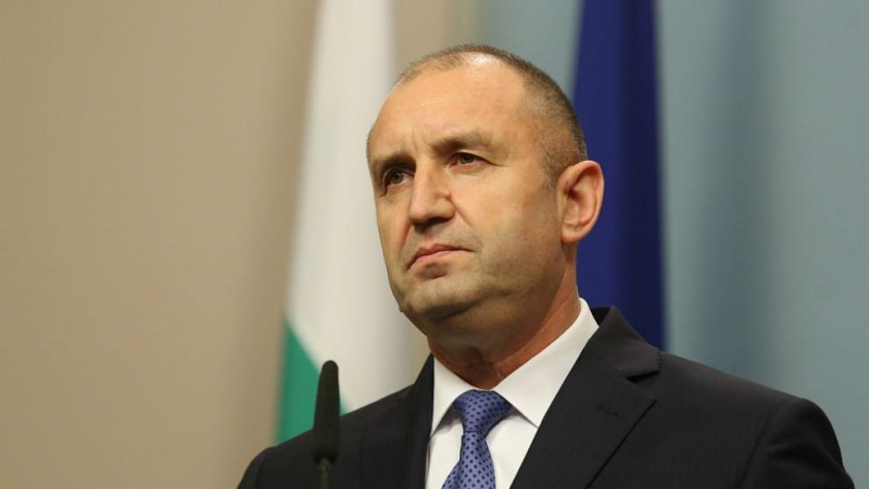 Румен Радев поиска оставката на шефа на НСО