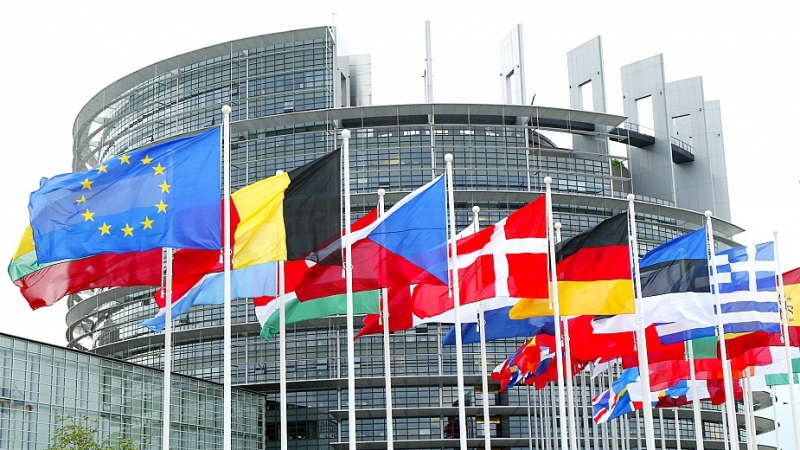 Брюксел поздрави България с влизането в ERM II, ето какво казаха