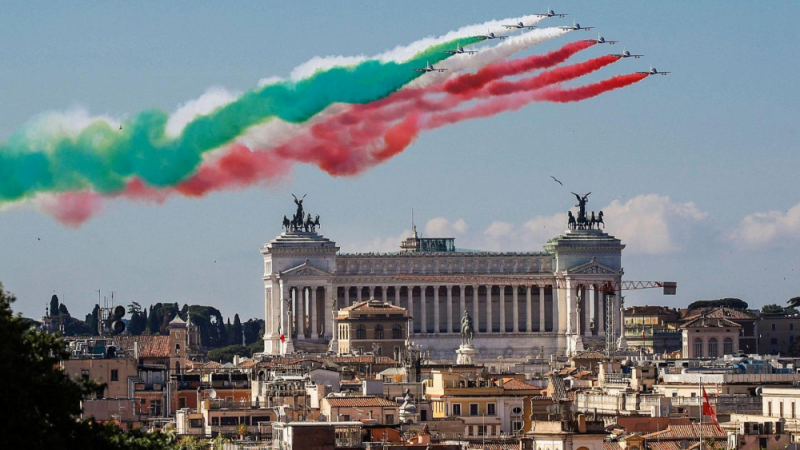 Италия спира достъпа на 13 "рискови" държави заради К-19
