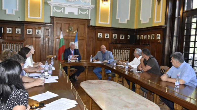 Министър Димитров: Подкрепяме реализацията на проекта за чиста питейна вода на Пловдив