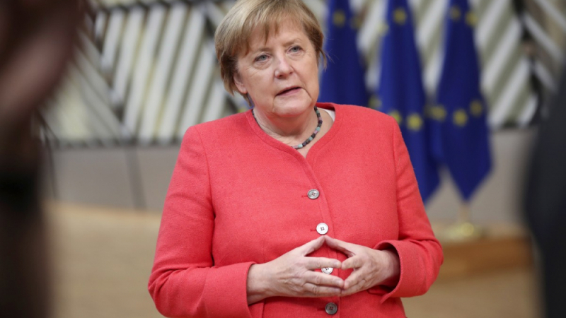 Няма да повярвате колко пари ще взима Ангела Меркел като пенсионер
