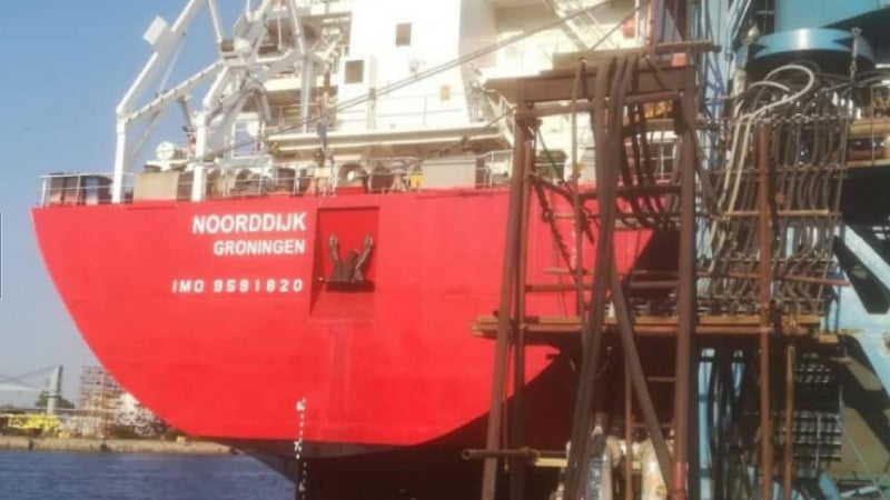 Лудост: Моряци от кораб в КРЗ „Одесос“ заразени с К-19, ходили на дискотека във Варна