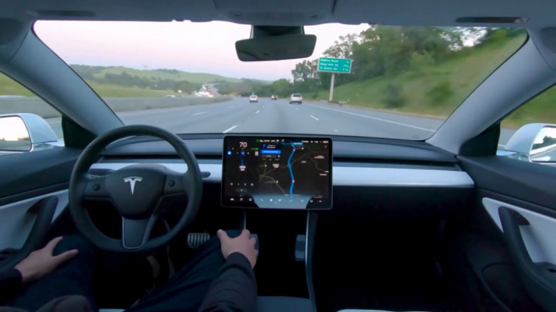 Нагледно: Показаха на ВИДЕО как работи най-новият автопилот на Tesla
