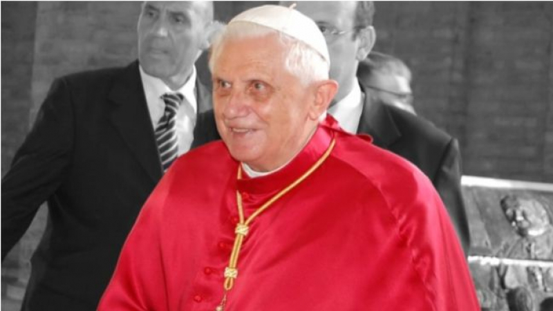Ужасна новина за Папа Бенедикт XVI