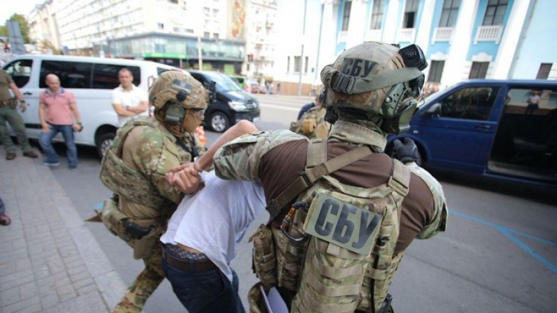 В Киев неутрализираха "Свят дух", взел заложници в банка 