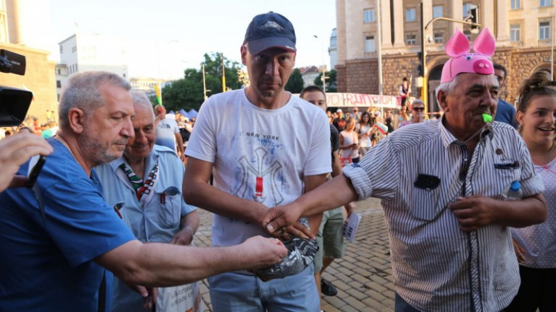 Лицата на протеста: политическият хамелеон Светослав Трайков