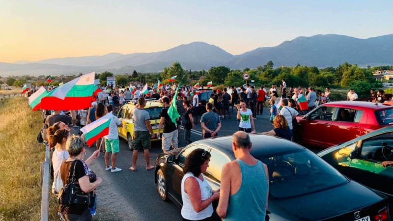 Образуваха дело за блокадата от протестиращи на пътя Стара Загора - Хасково