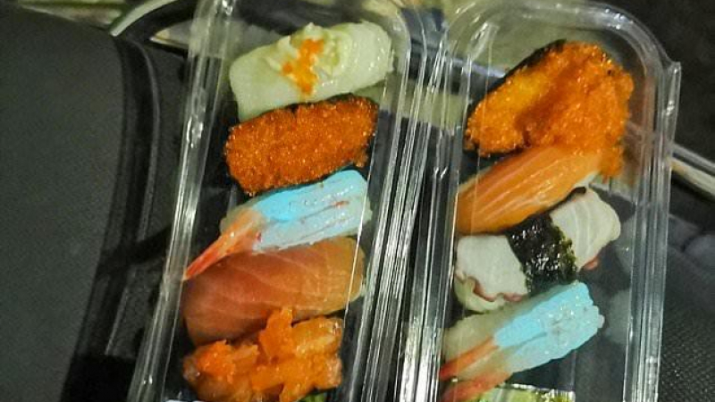 Семейство си купи суши с изненада и никога повече няма да повтори СНИМКИ