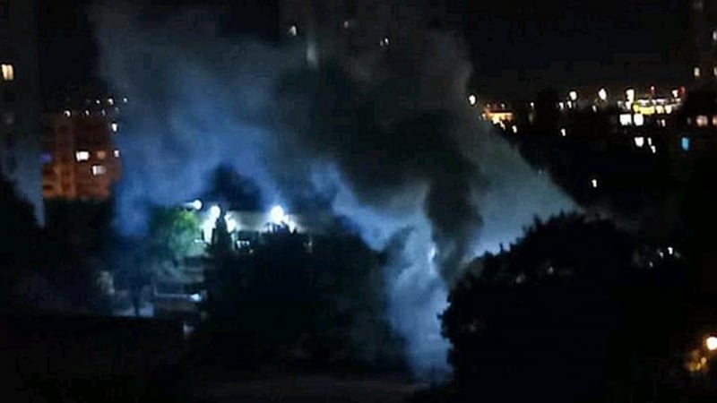 Мощен взрив разтресе столичния квартал "Слатина", носи се гъст дим СНИМКИ